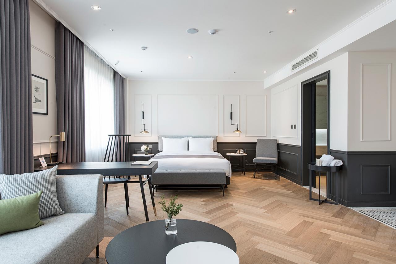 Alex 72 Hotel Сувон Экстерьер фото